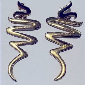 Vintage Gold Tone Zig Zag Earrings